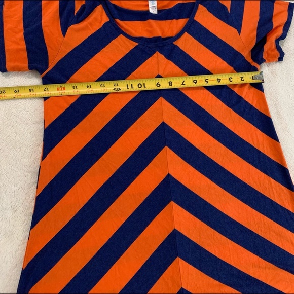 LulaRoe Top Size Medium - Picture 10 of 15